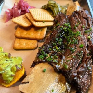 Texico BAR & BBQ niedawno zadebiutowało ze swoją kuchnią na wrocławskim Pasażu Pokoyhof. Czy jest tutaj smacznie? Przeczytaj i sprawdź!